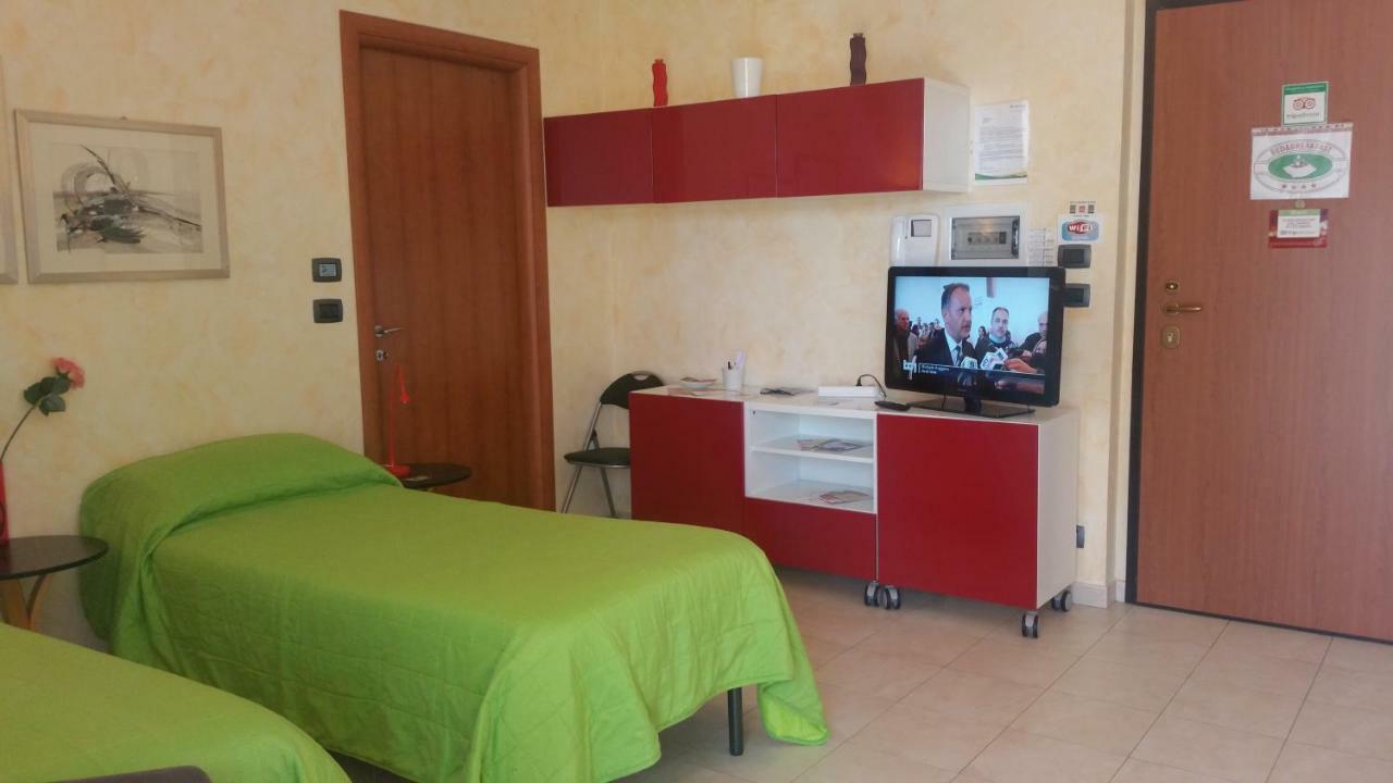 B&Bleterrazze Boutiquehotel2-Torino Ciriè Exteriör bild